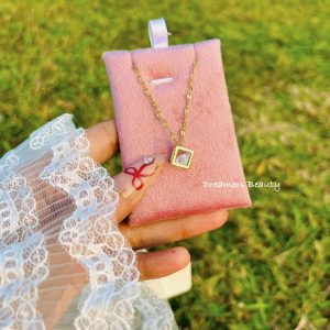geometric hollow square